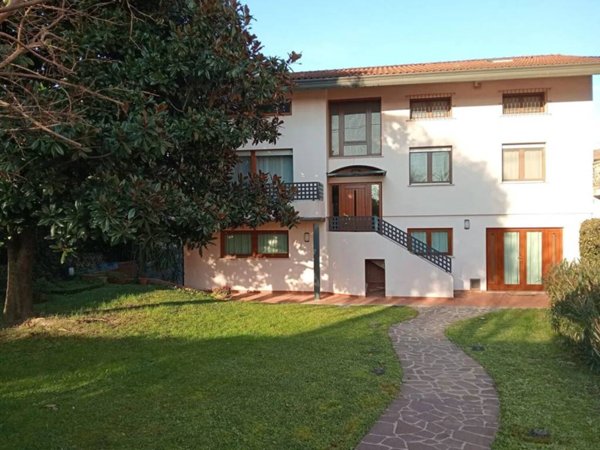 casa indipendente in vendita a Casarsa della Delizia