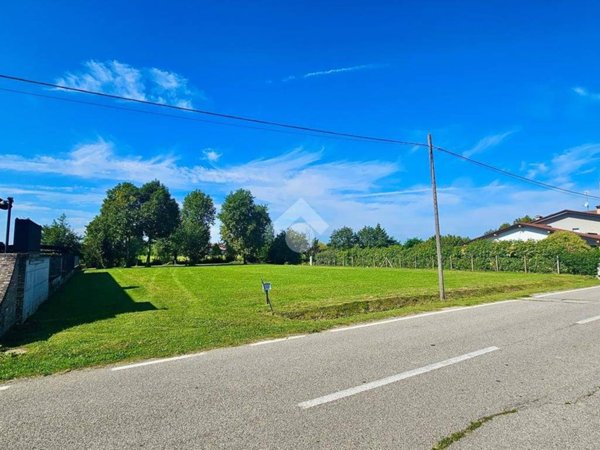 terreno agricolo in vendita a Casarsa della Delizia