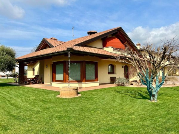 casa indipendente in vendita a Casarsa della Delizia in zona San Giovanni