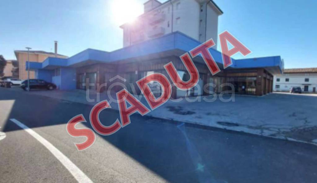 negozio in vendita a Casarsa della Delizia
