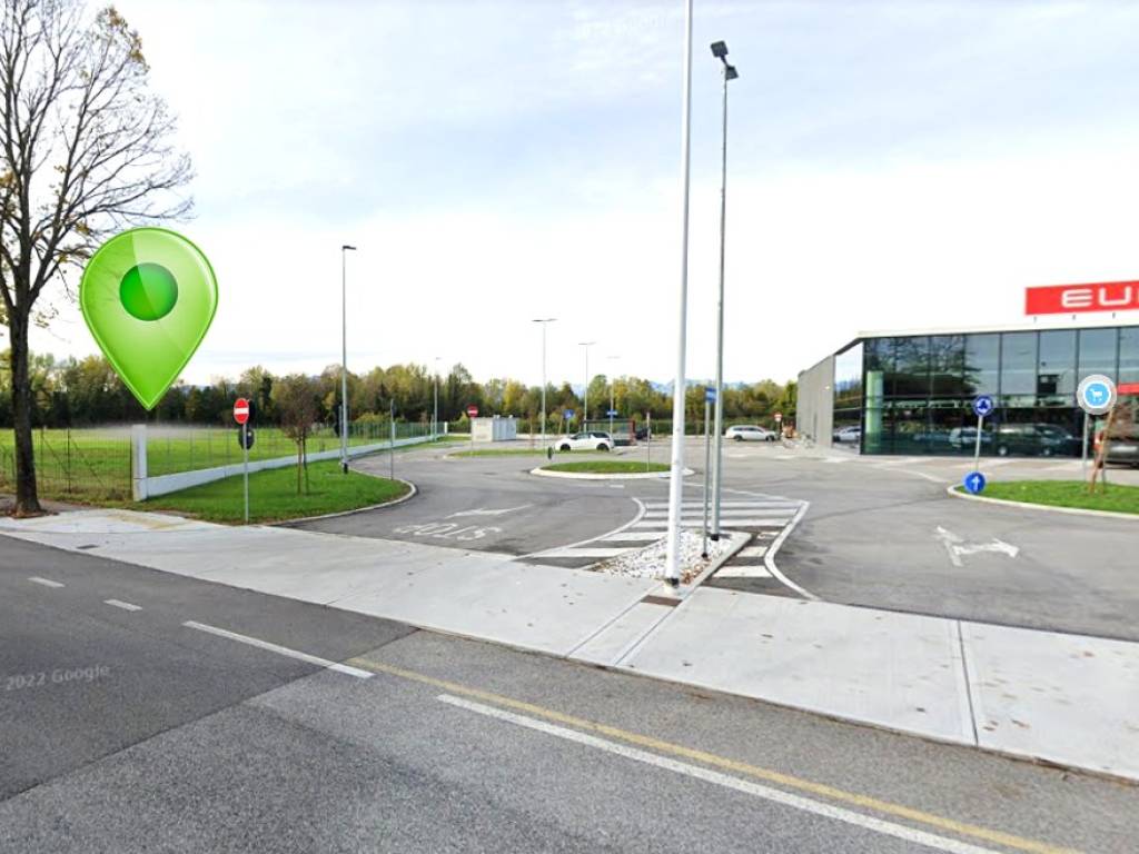 negozio in vendita a Casarsa della Delizia