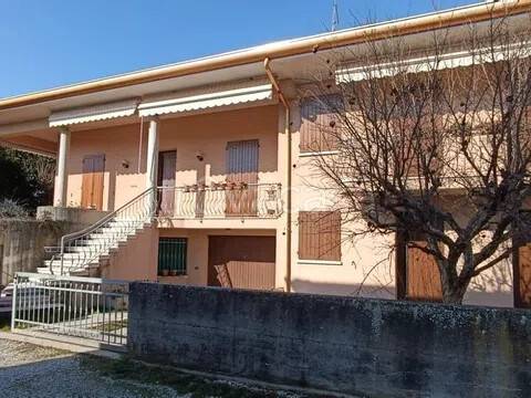 casa indipendente in vendita a Casarsa della Delizia