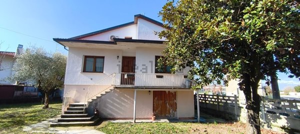 casa indipendente in vendita a Casarsa della Delizia