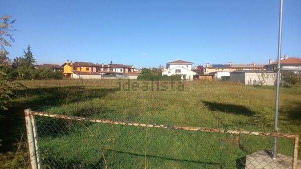 casa indipendente in vendita a Casarsa della Delizia