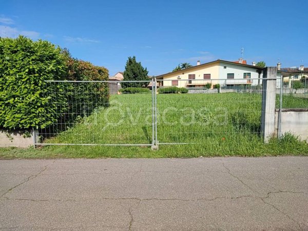 terreno edificabile in vendita a Casarsa della Delizia