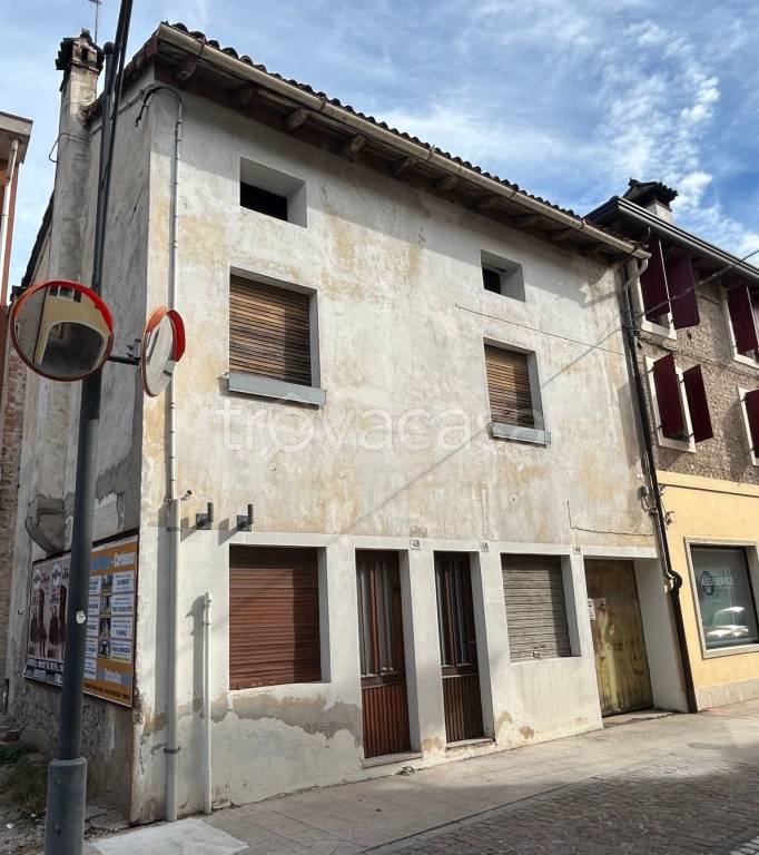casa indipendente in vendita a Casarsa della Delizia