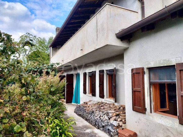 casa indipendente in vendita a Castelnovo del Friuli in zona Celante