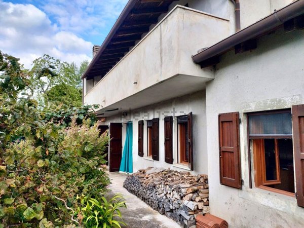 appartamento in vendita a Castelnovo del Friuli in zona Celante