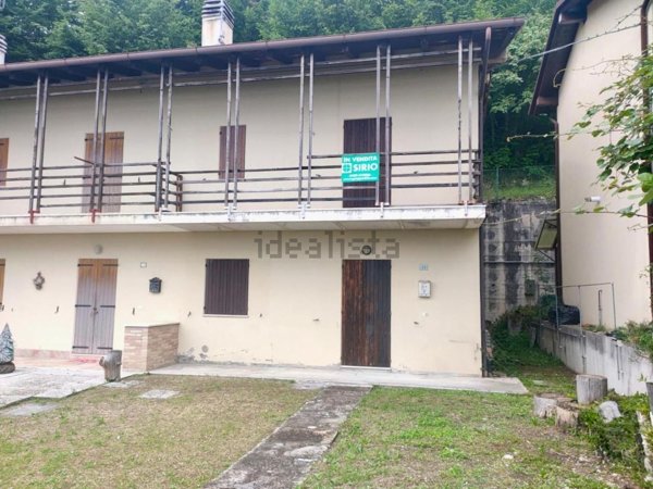 appartamento in vendita a Castelnovo del Friuli in zona Oltrerugo