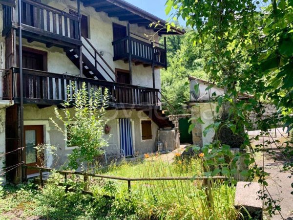casa indipendente in vendita a Castelnovo del Friuli in zona Paludea