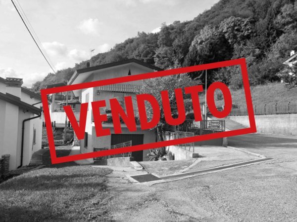 casa indipendente in vendita a Castelnovo del Friuli