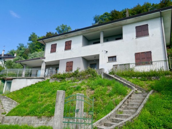casa indipendente in vendita a Castelnovo del Friuli in zona Oltrerugo
