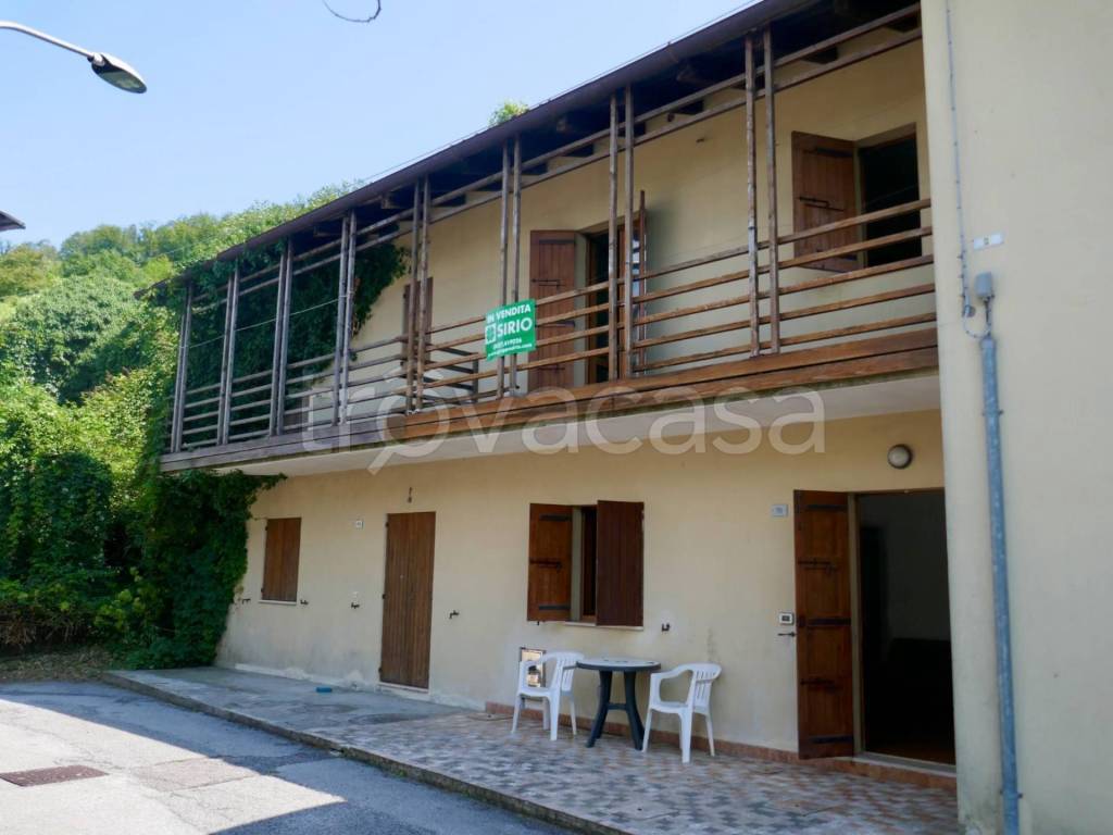 casa indipendente in vendita a Castelnovo del Friuli in zona Paludea