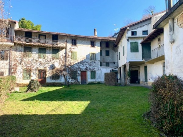 casa indipendente in vendita a Castelnovo del Friuli in zona Paludea