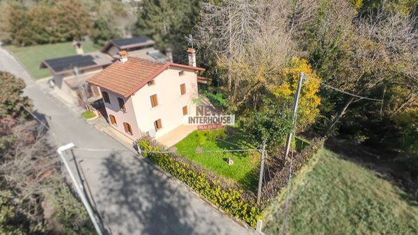 casa indipendente in vendita a Castelnovo del Friuli