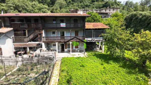 appartamento in vendita a Castelnovo del Friuli in zona Celante