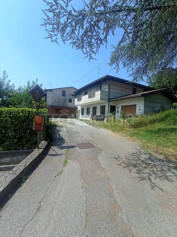 casa indipendente in vendita a Cavasso Nuovo