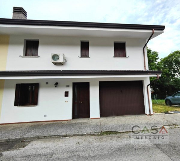 casa indipendente in vendita a Cavasso Nuovo