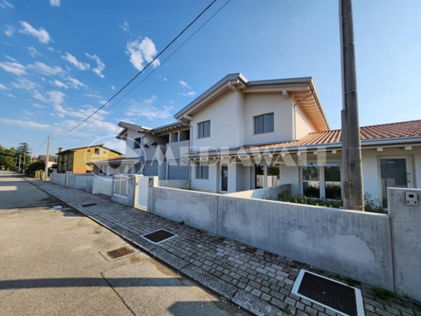 appartamento in vendita a Chions in zona Villotta