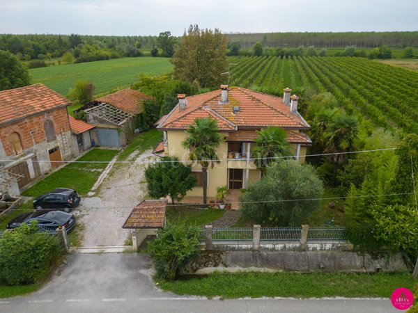 casa indipendente in vendita a Chions in zona Villotta