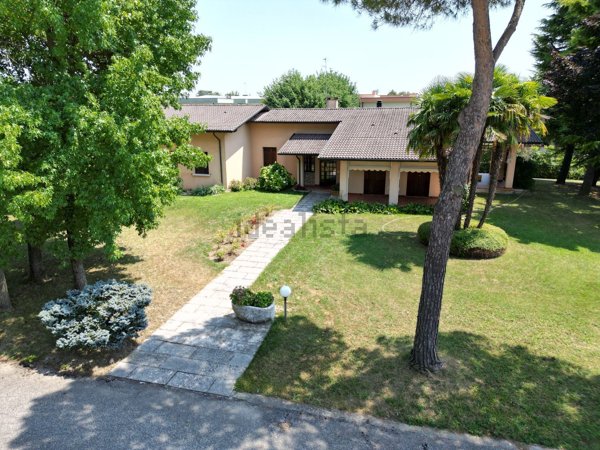 casa indipendente in vendita a Chions