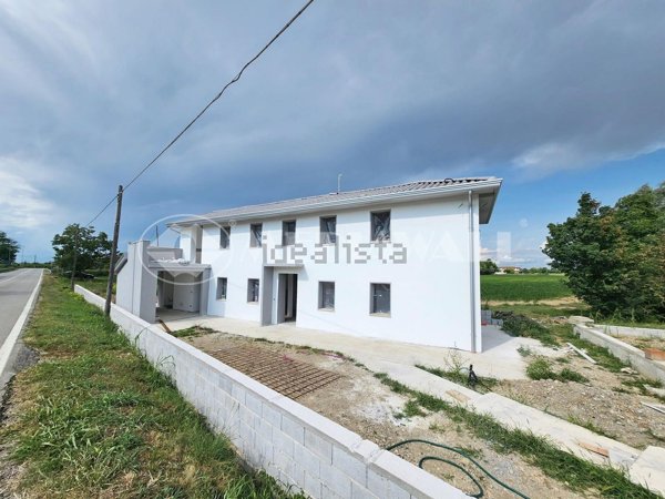 casa indipendente in vendita a Chions