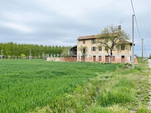 casale in vendita a Chions