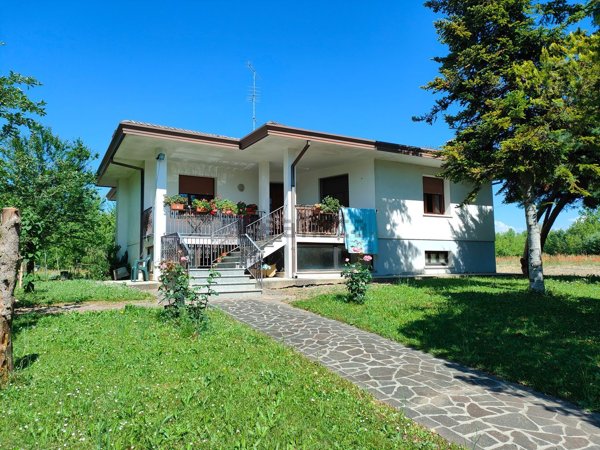 casa indipendente in vendita a Chions