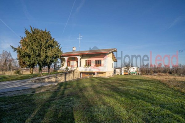 casa indipendente in vendita a Chions