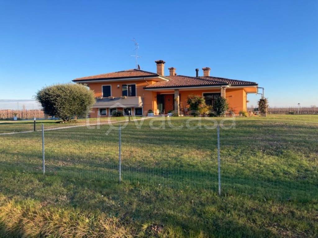 casa indipendente in vendita a Chions