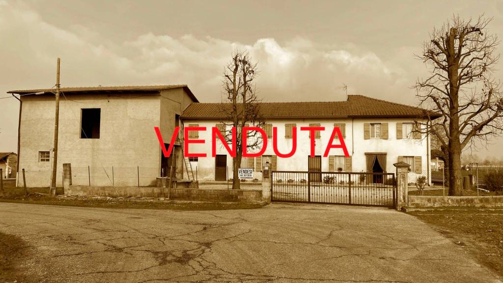 casa indipendente in vendita a Chions in zona Basedo