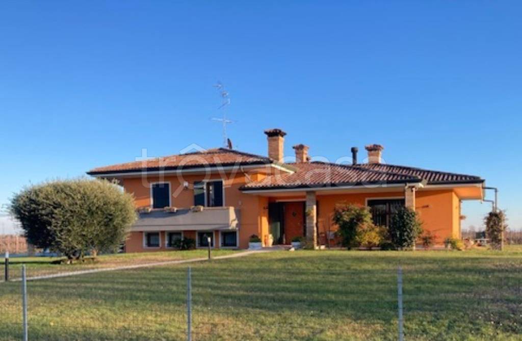 casa indipendente in vendita a Chions