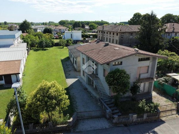 casa indipendente in vendita a Chions