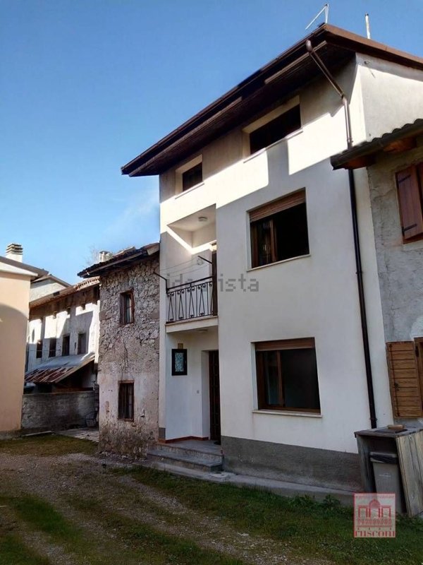 casa indipendente in vendita a Claut