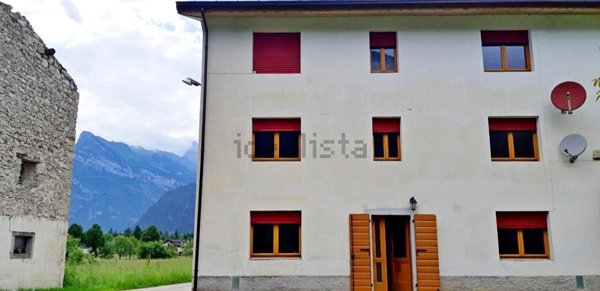 casa indipendente in vendita a Claut