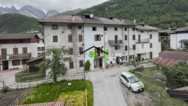 casa indipendente in vendita a Claut