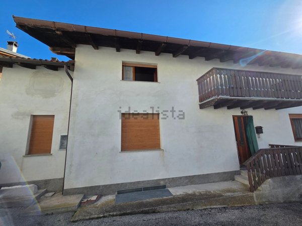 casa indipendente in vendita a Claut