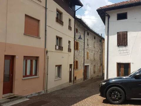 casa indipendente in vendita a Claut in zona Creppi