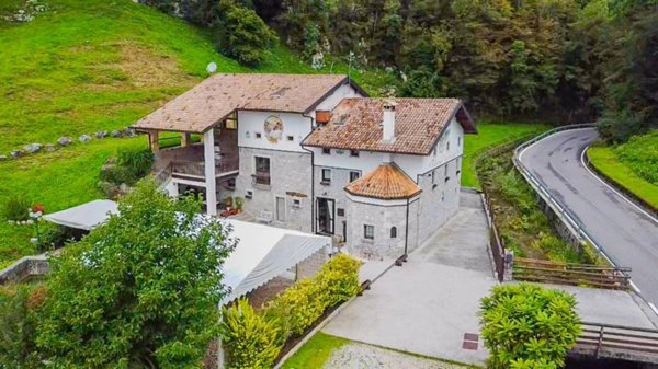 negozio in vendita a Clauzetto