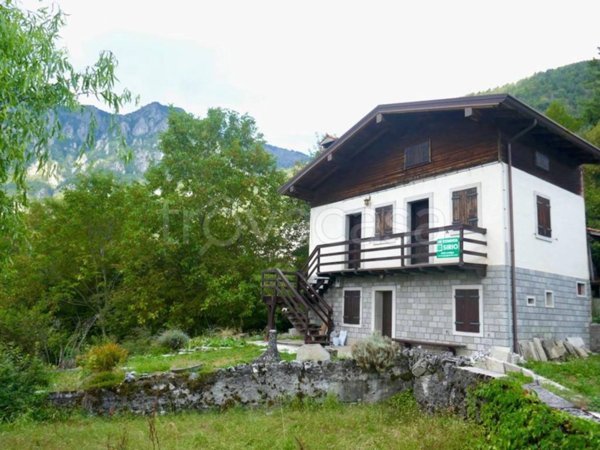 casa indipendente in vendita a Clauzetto