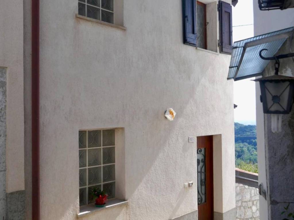 casa indipendente in vendita a Clauzetto
