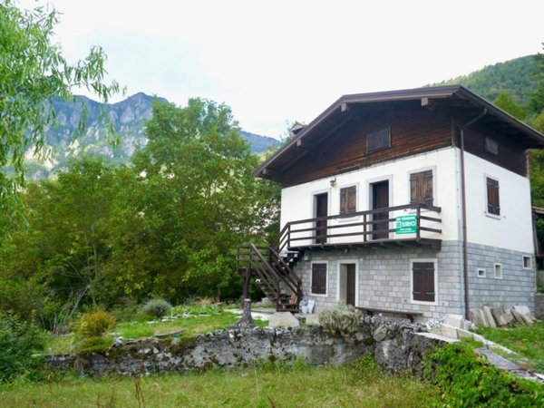 casa indipendente in vendita a Clauzetto