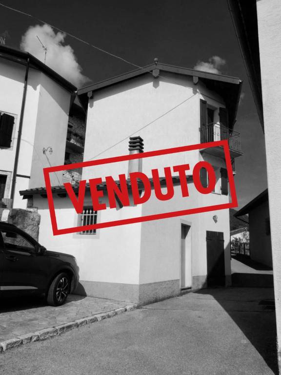 casa indipendente in vendita a Clauzetto