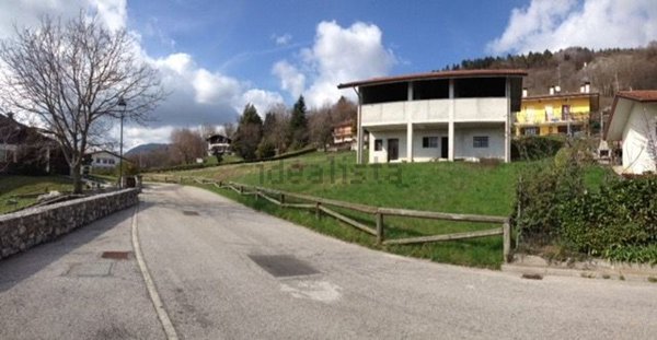 appartamento in vendita a Clauzetto