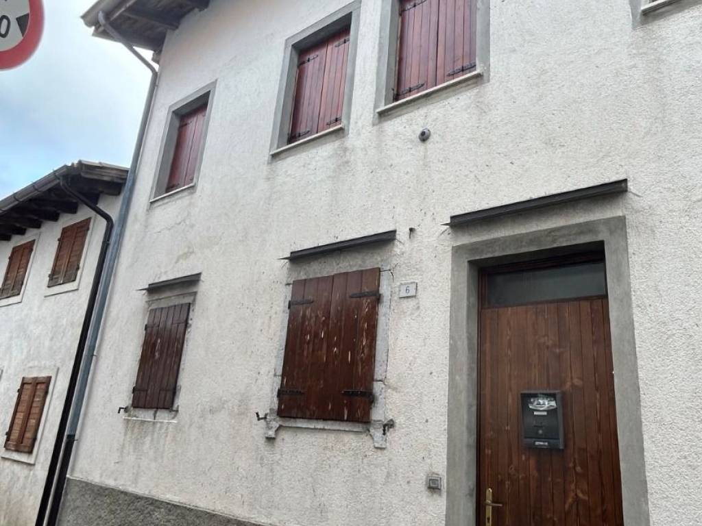 casa indipendente in vendita a Clauzetto