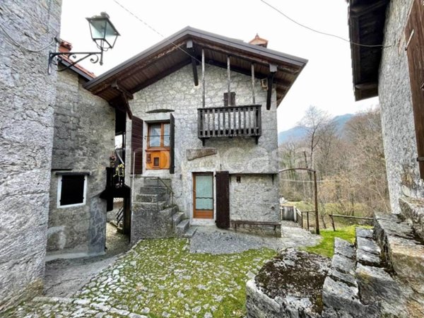 casa indipendente in vendita a Clauzetto