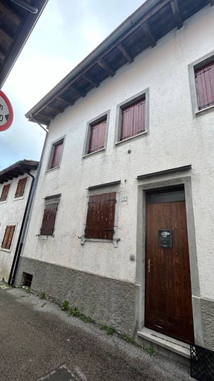 casa indipendente in vendita a Clauzetto