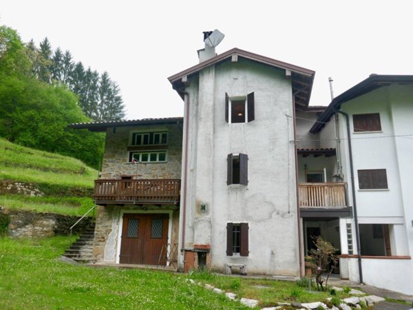 casa indipendente in vendita a Clauzetto