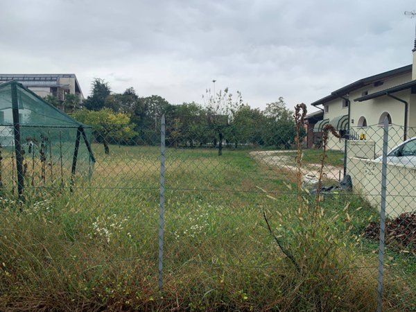 terreno edificabile in vendita a Cordenons