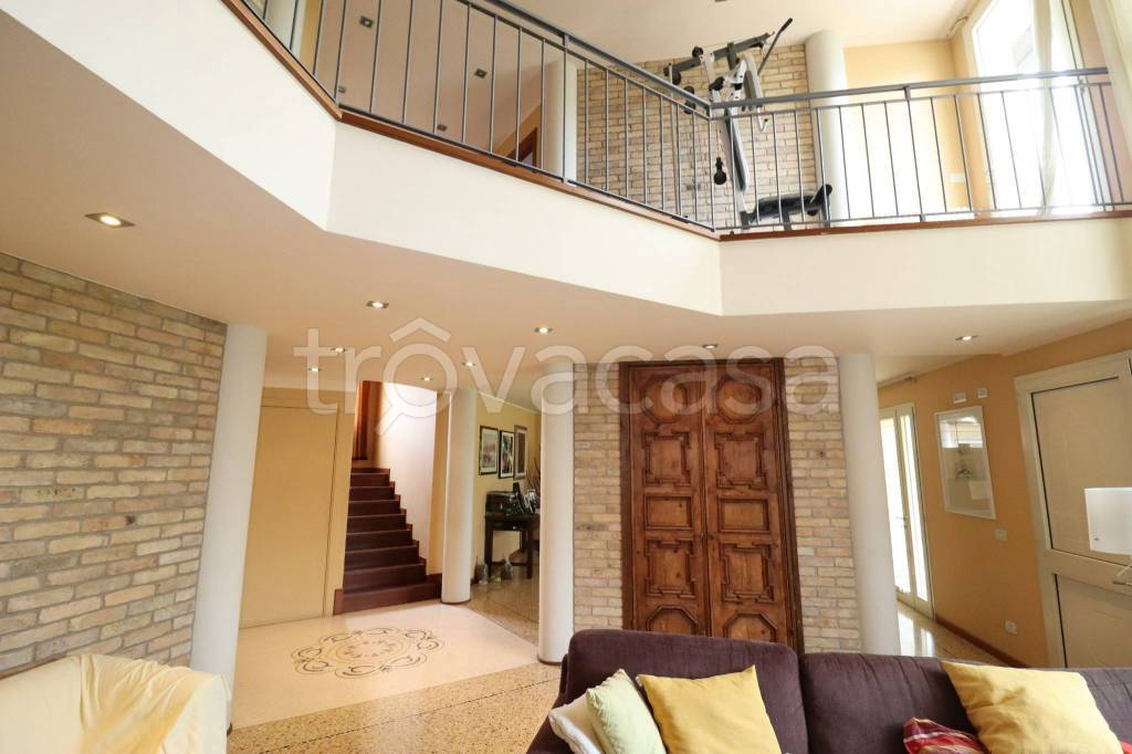 casa indipendente in vendita a Cordenons